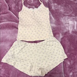 Brandy Melville White Floral Pajama Set